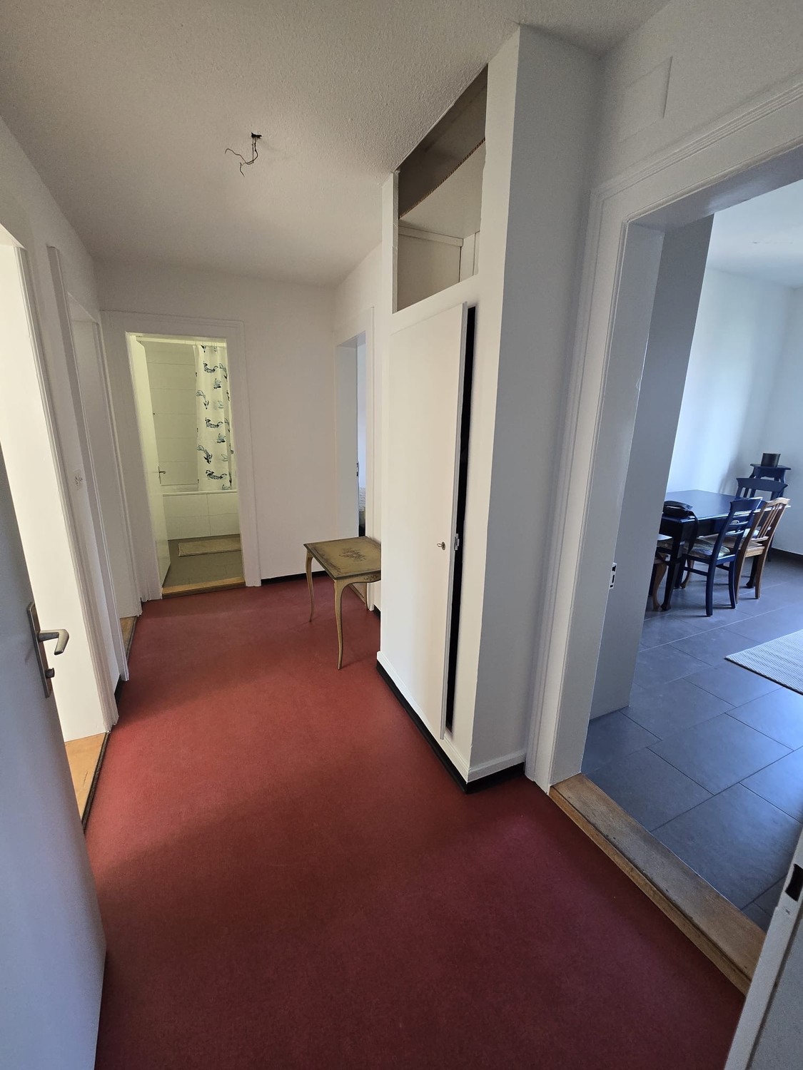 Camera in un appartamento condiviso, foto 5 di 5