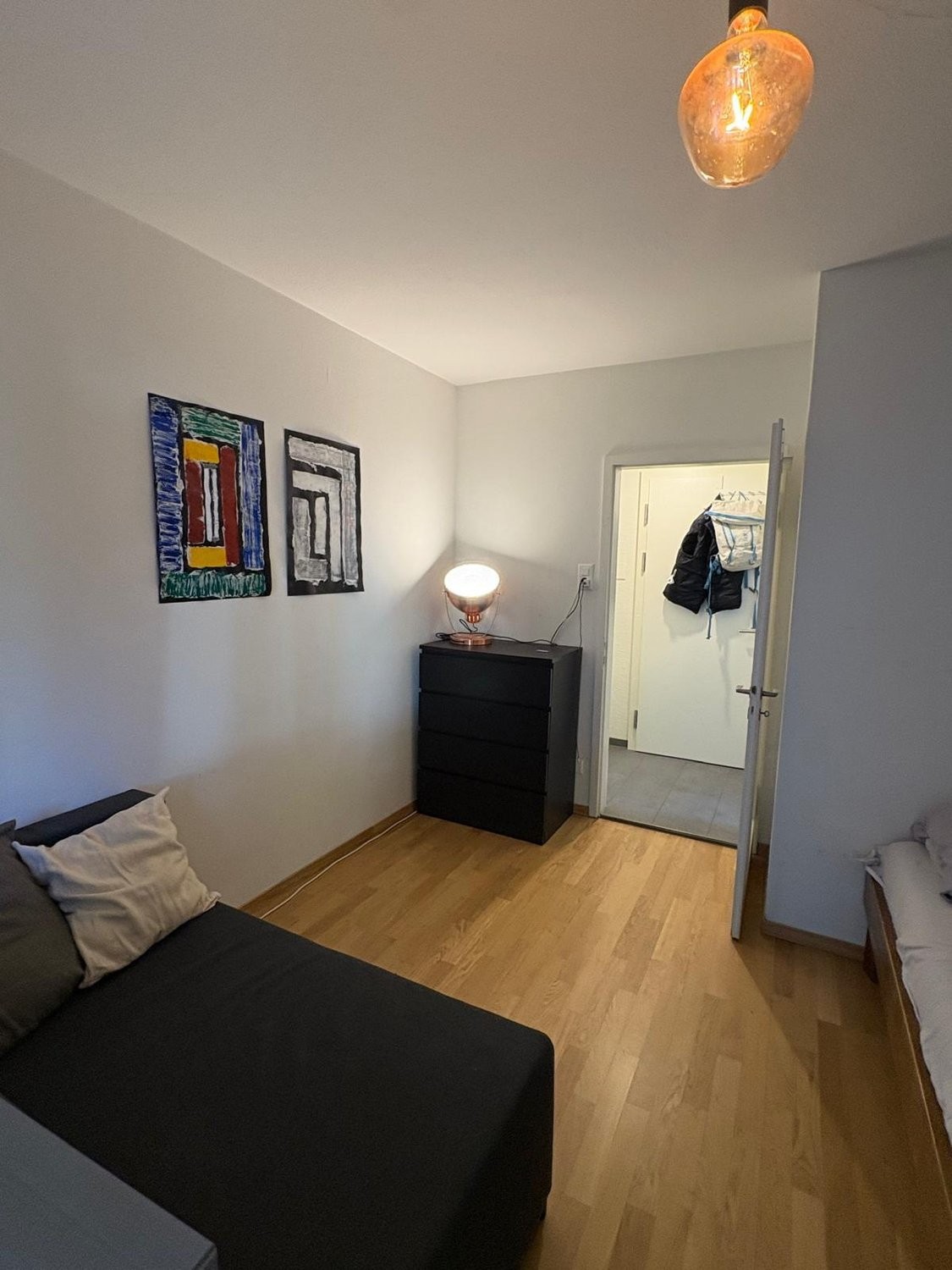 1 room furnished flat, Foto 2 von 6