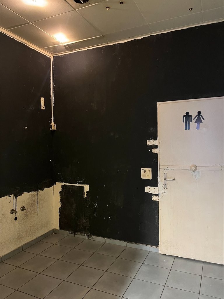 21m² shop