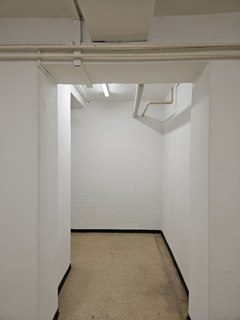 27m² commercial