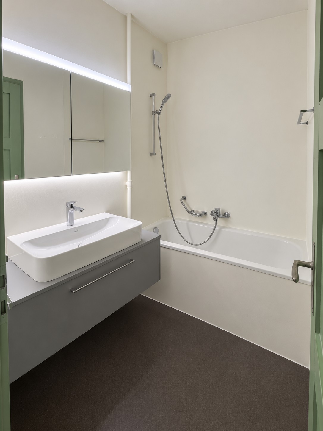 Appartamento di 4 locali, foto 5 di 7