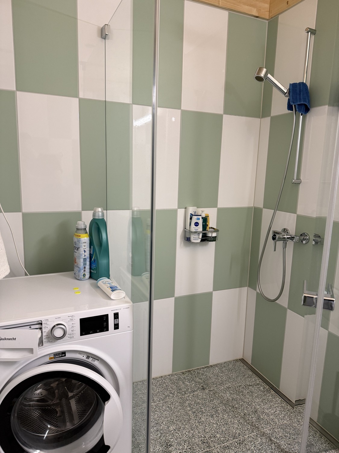 Room in a shared flat, Foto 4 von 4