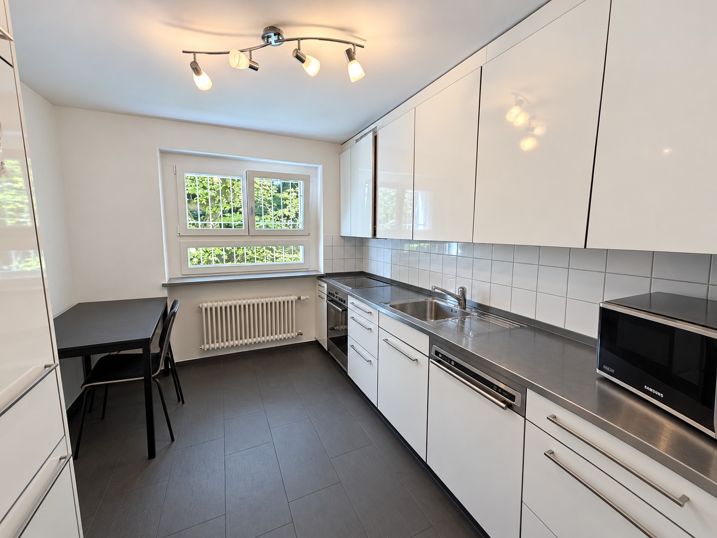 Appartement de 4 pièces, photo 3 sur 9