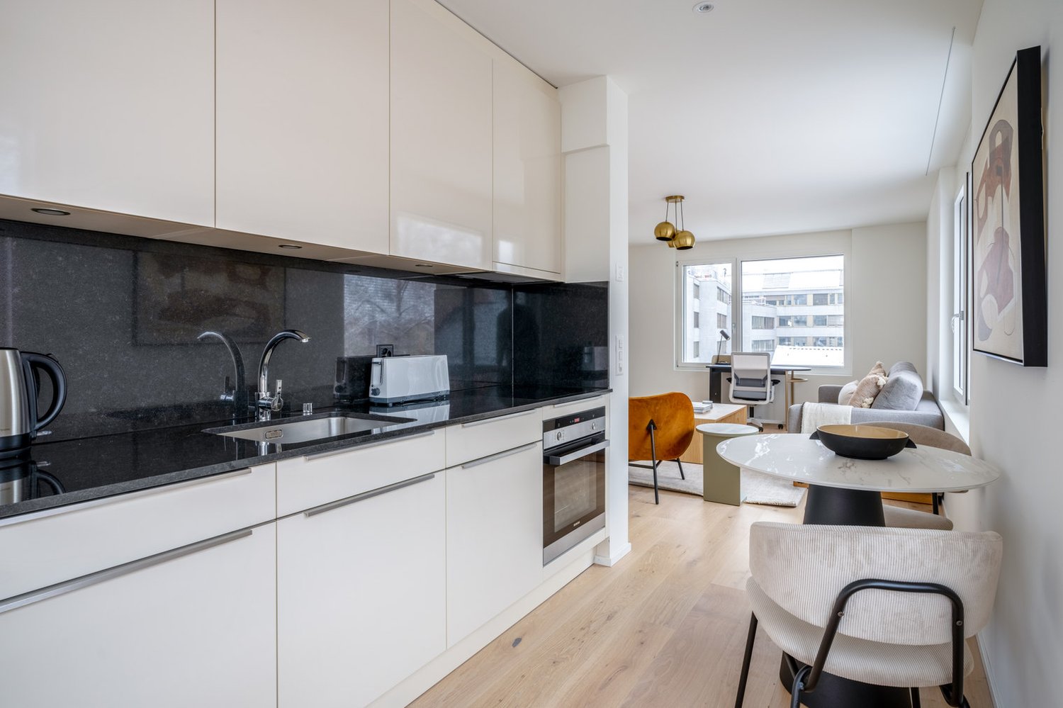 2 rooms furnished flat