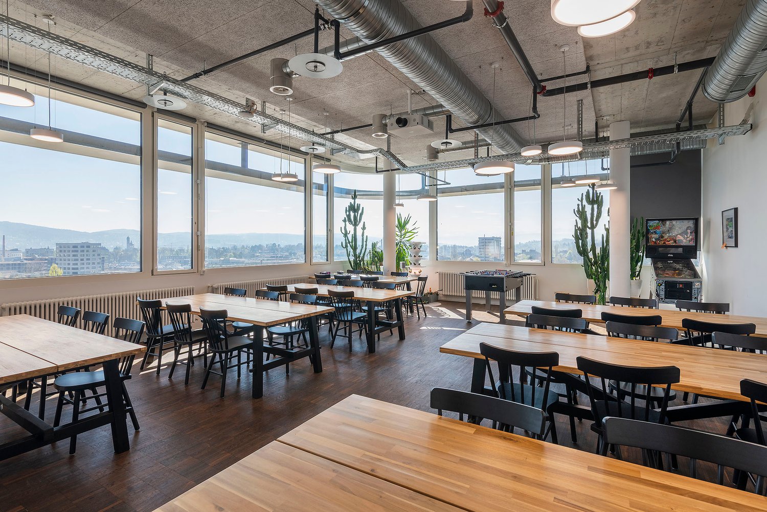 ufficio di 1058m²