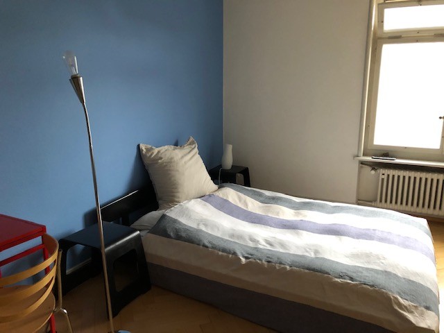 Room in a shared flat, Foto 2 von 3