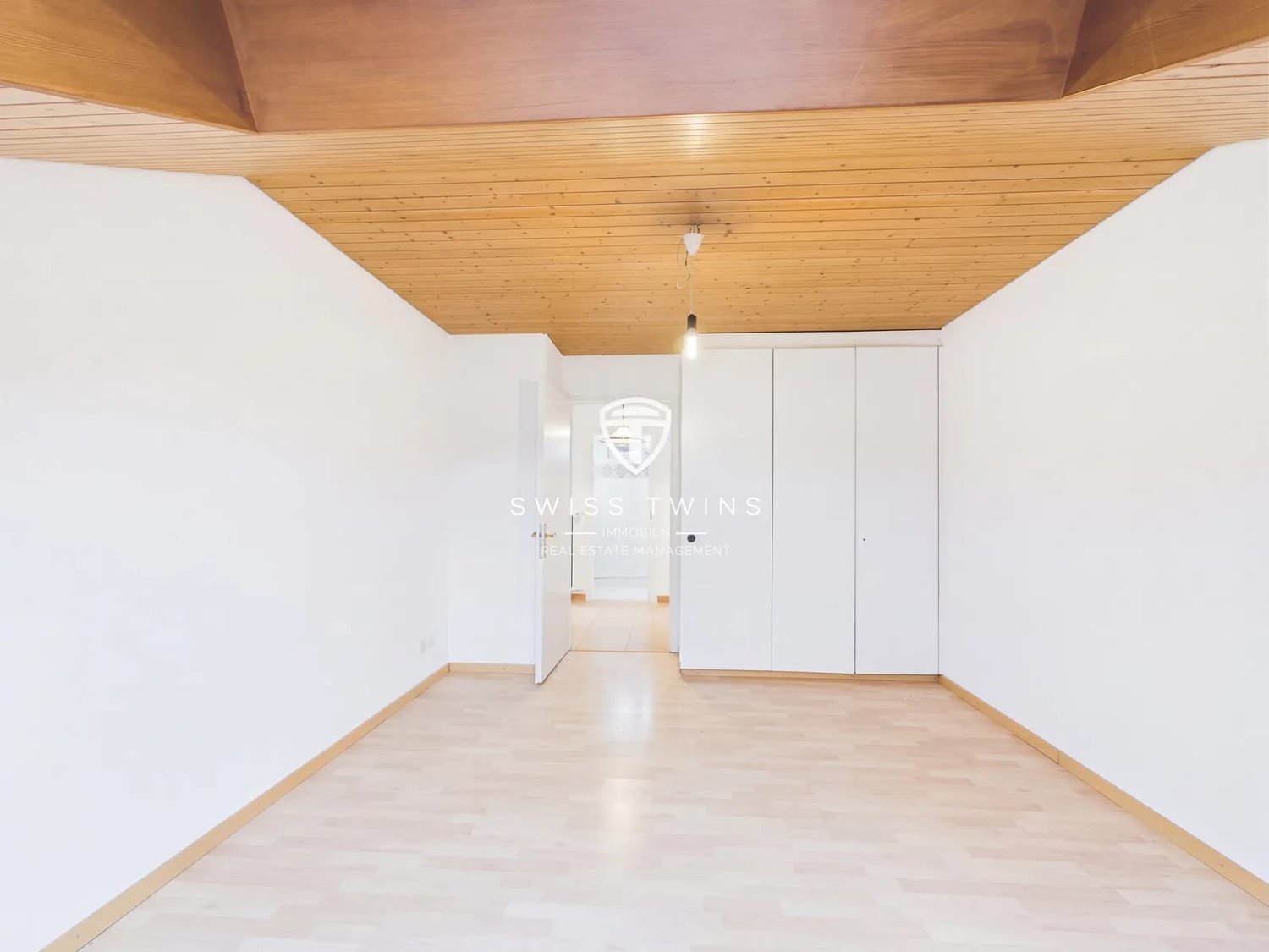 Appartement en attique de 2 ½ pièces