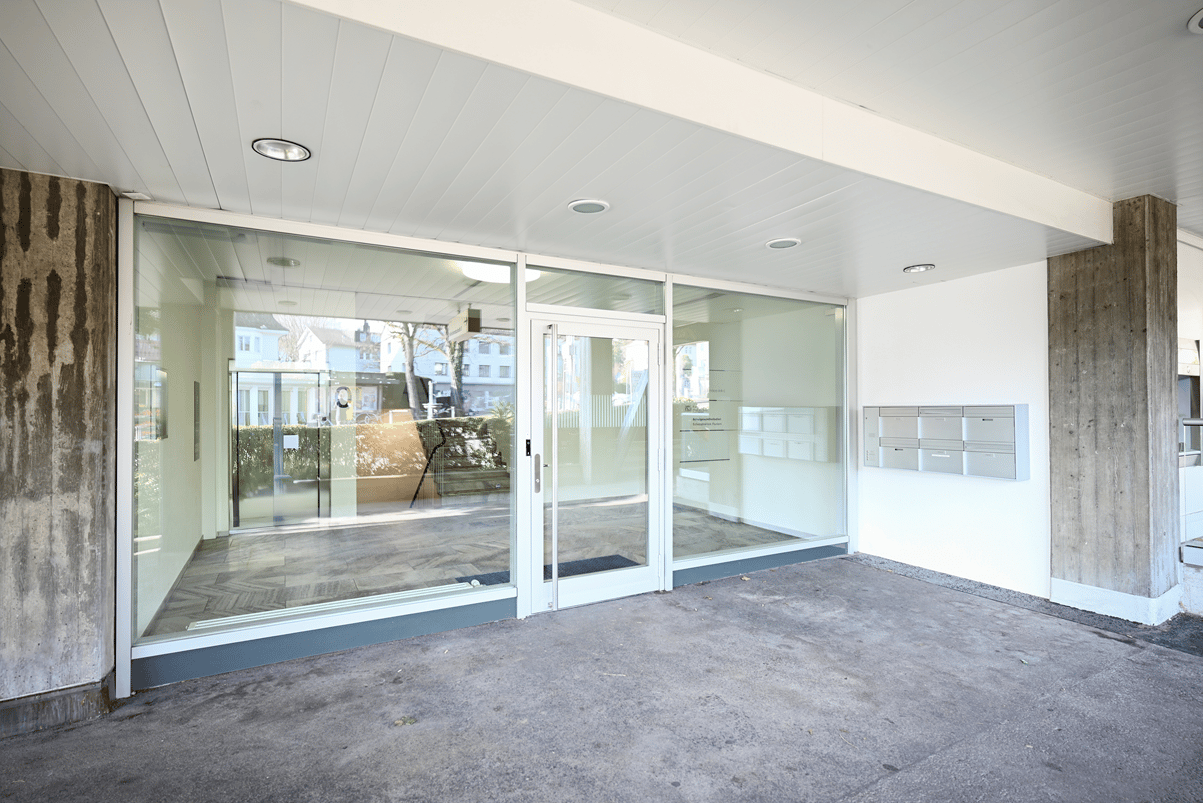 516m² commercial