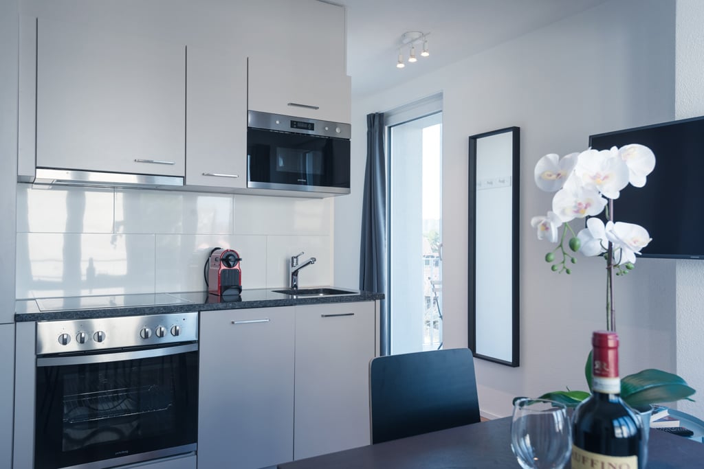 2 rooms furnished flat