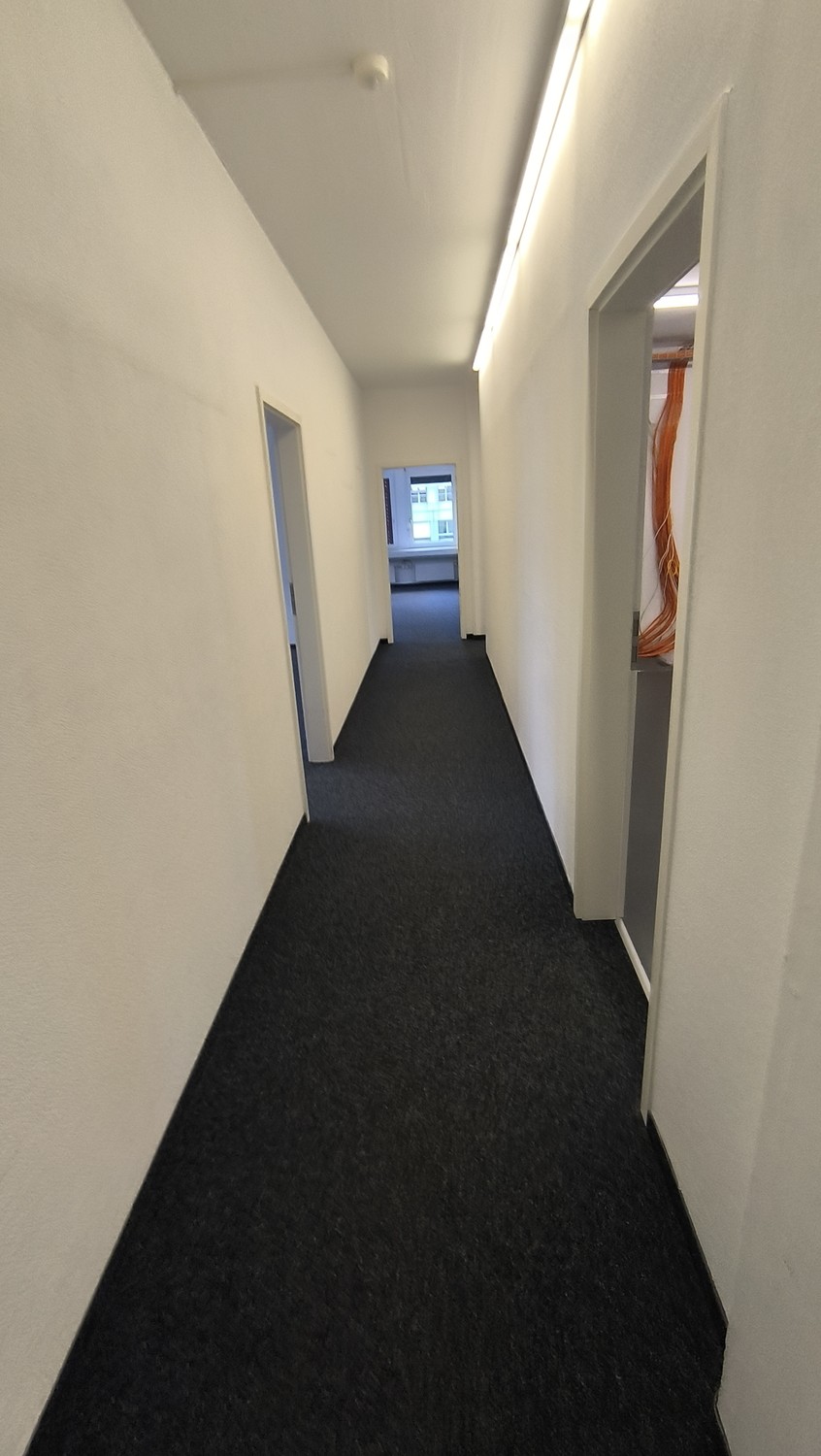 480m² office