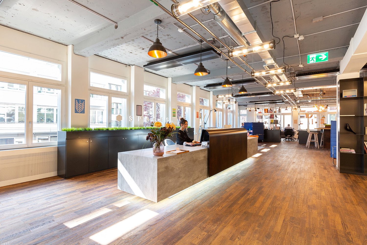 Bureau de 300m²