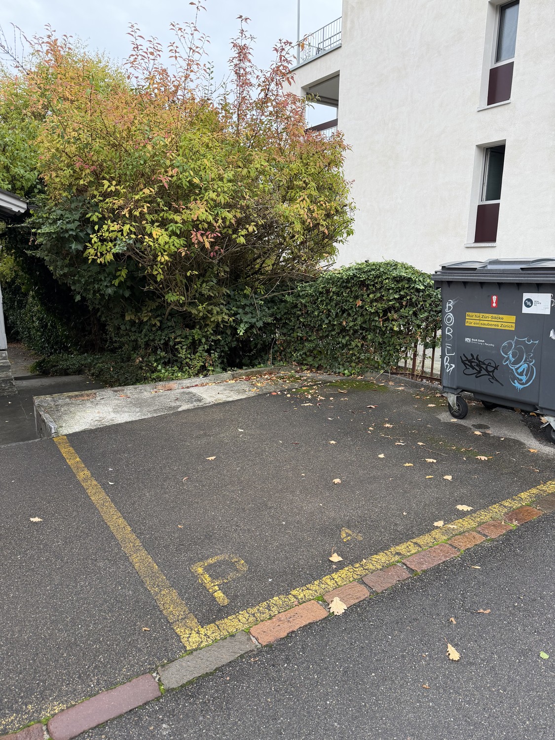 Place disponible, photo 2 sur 2