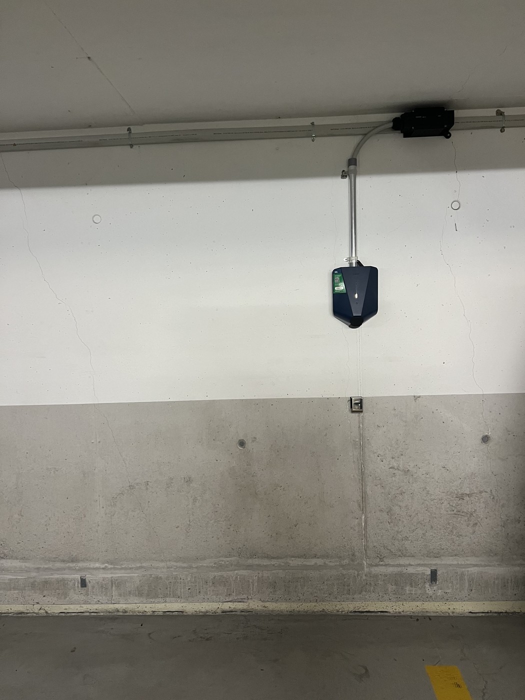 Posto auto interrato, foto 1 di 3