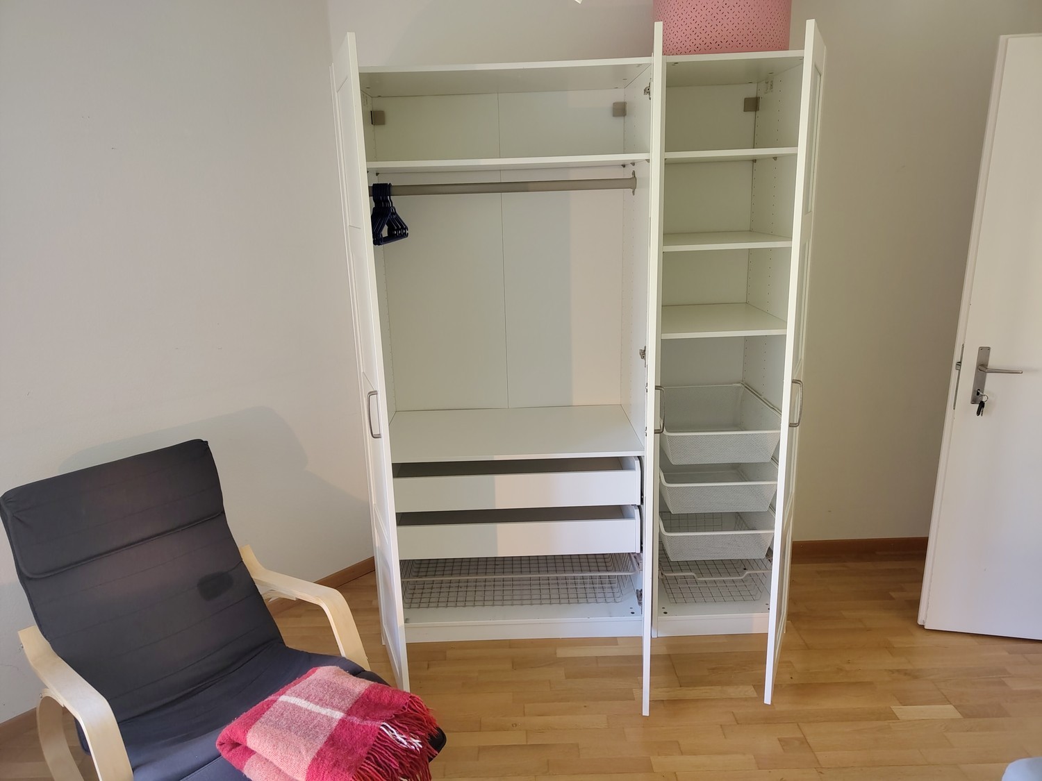 Stanza in un appartamento condiviso, foto 5 di 6