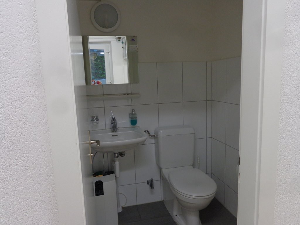 35m² commercial