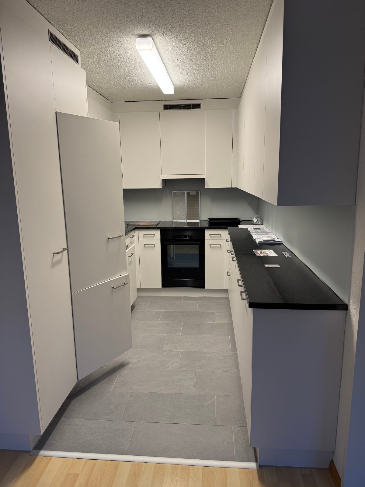 2.5-Zimmer-Wohnung zu vermieten, verfügbar ab 15. Nov, sehr nah am Bahnhof
