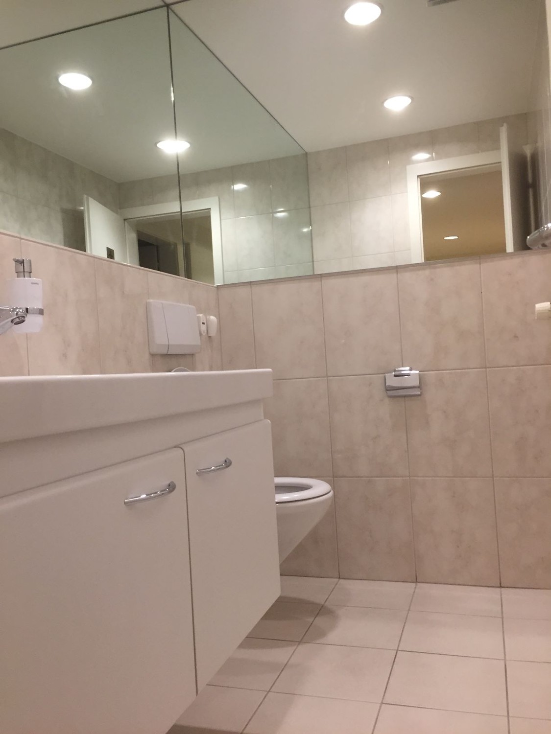 6-6m² commercial