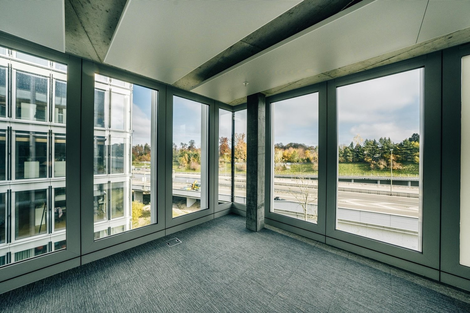 460m² commercial, photo 5 of 5