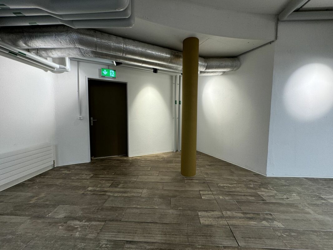50m² commercial, foto 5 di 8