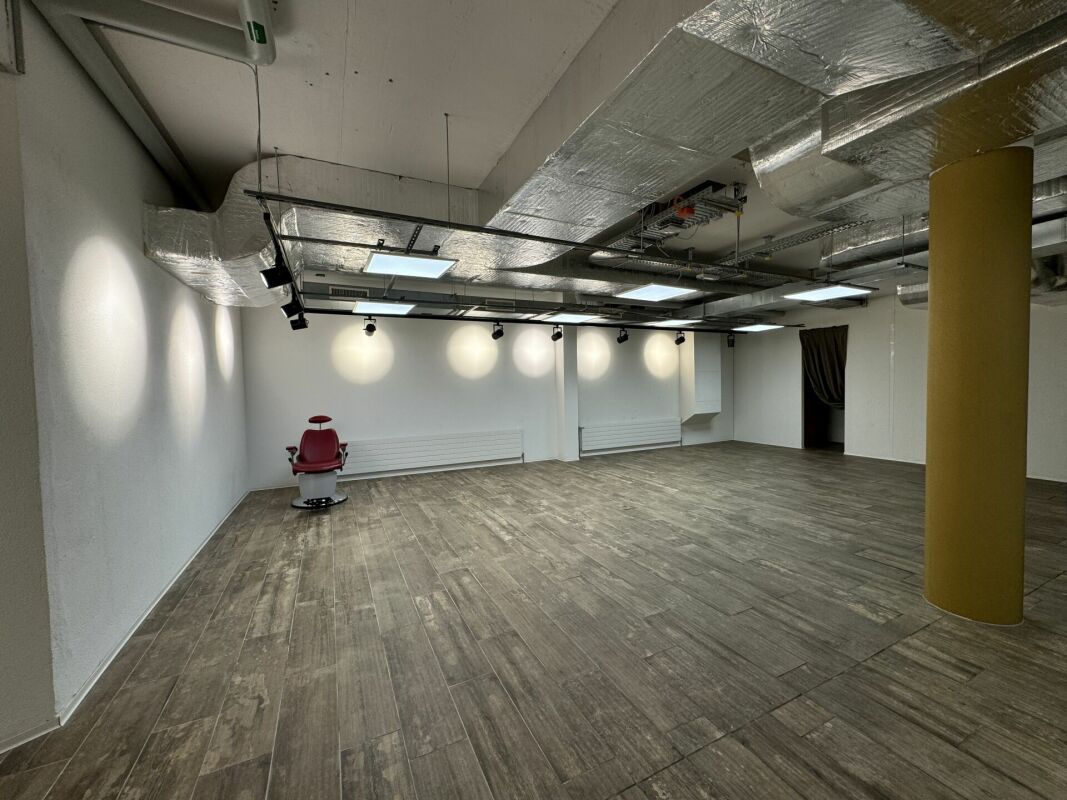 50m² commercial, foto 6 di 8