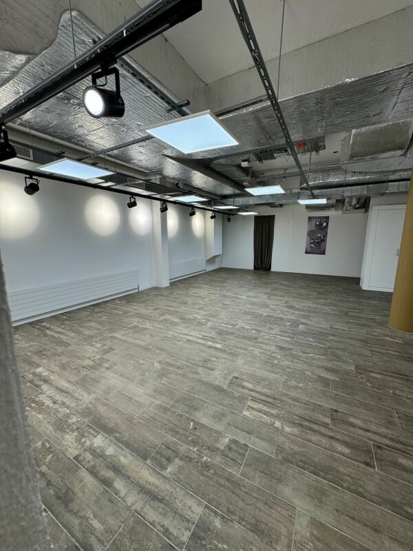 50m² commercial, foto 2 di 8