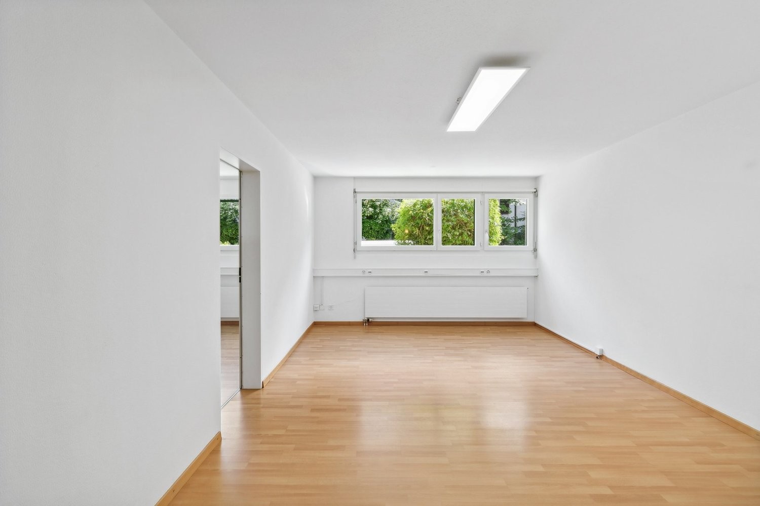 50m² office