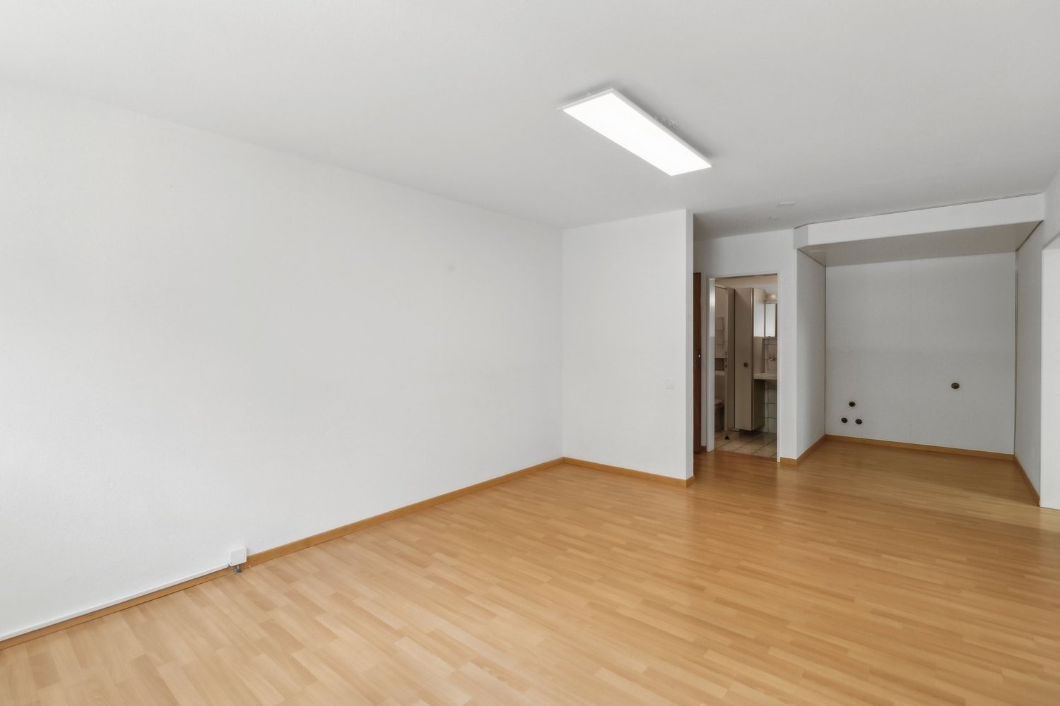 50m² office