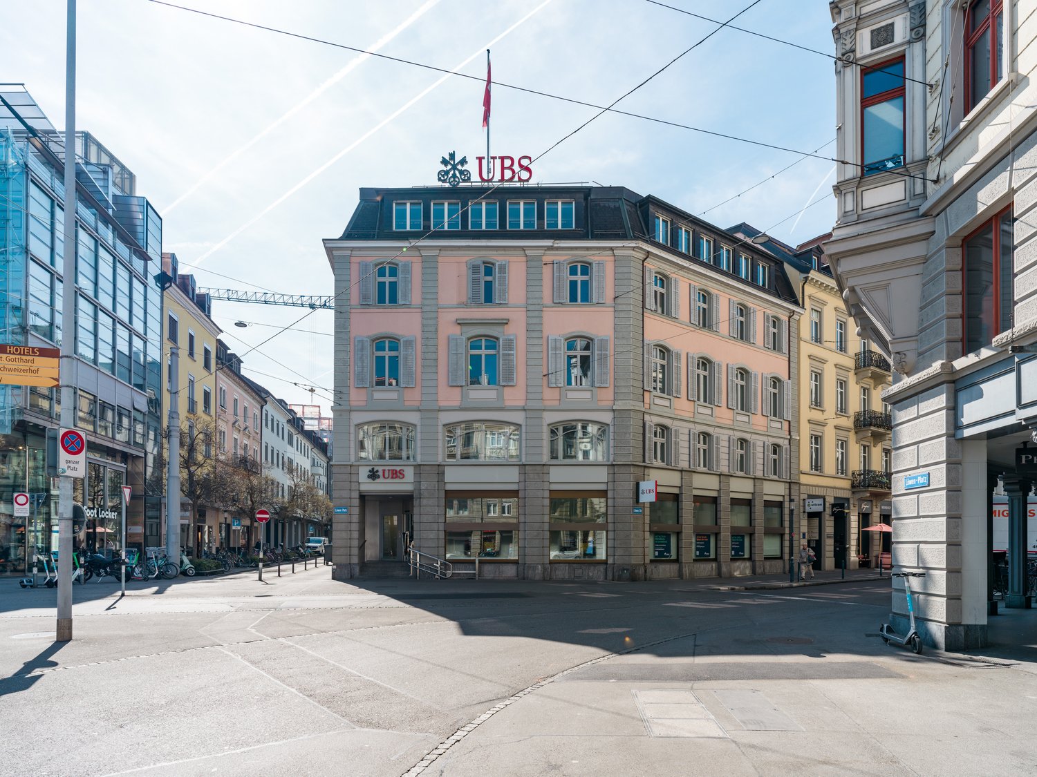 Magasin de 120m²