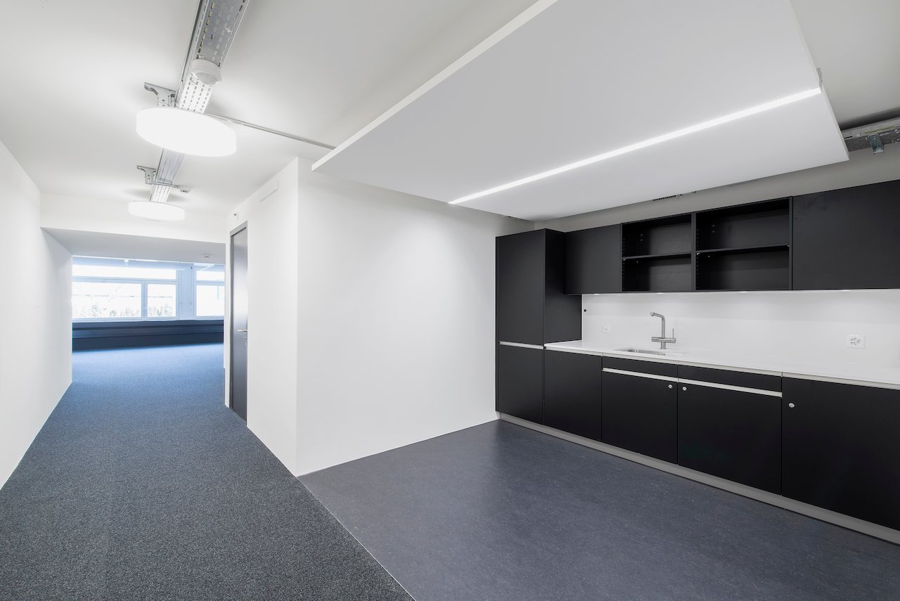 832m² office, Foto 2 von 4