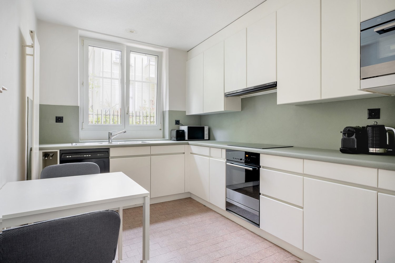 2 ½ rooms furnished flat