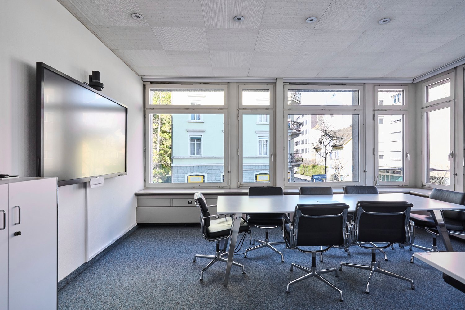825m² bureau