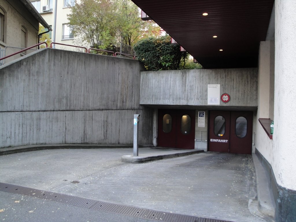 Underground slot