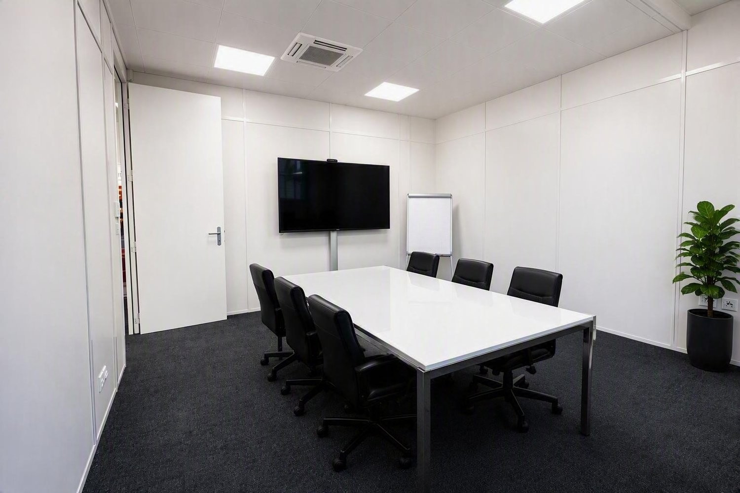 170m² office