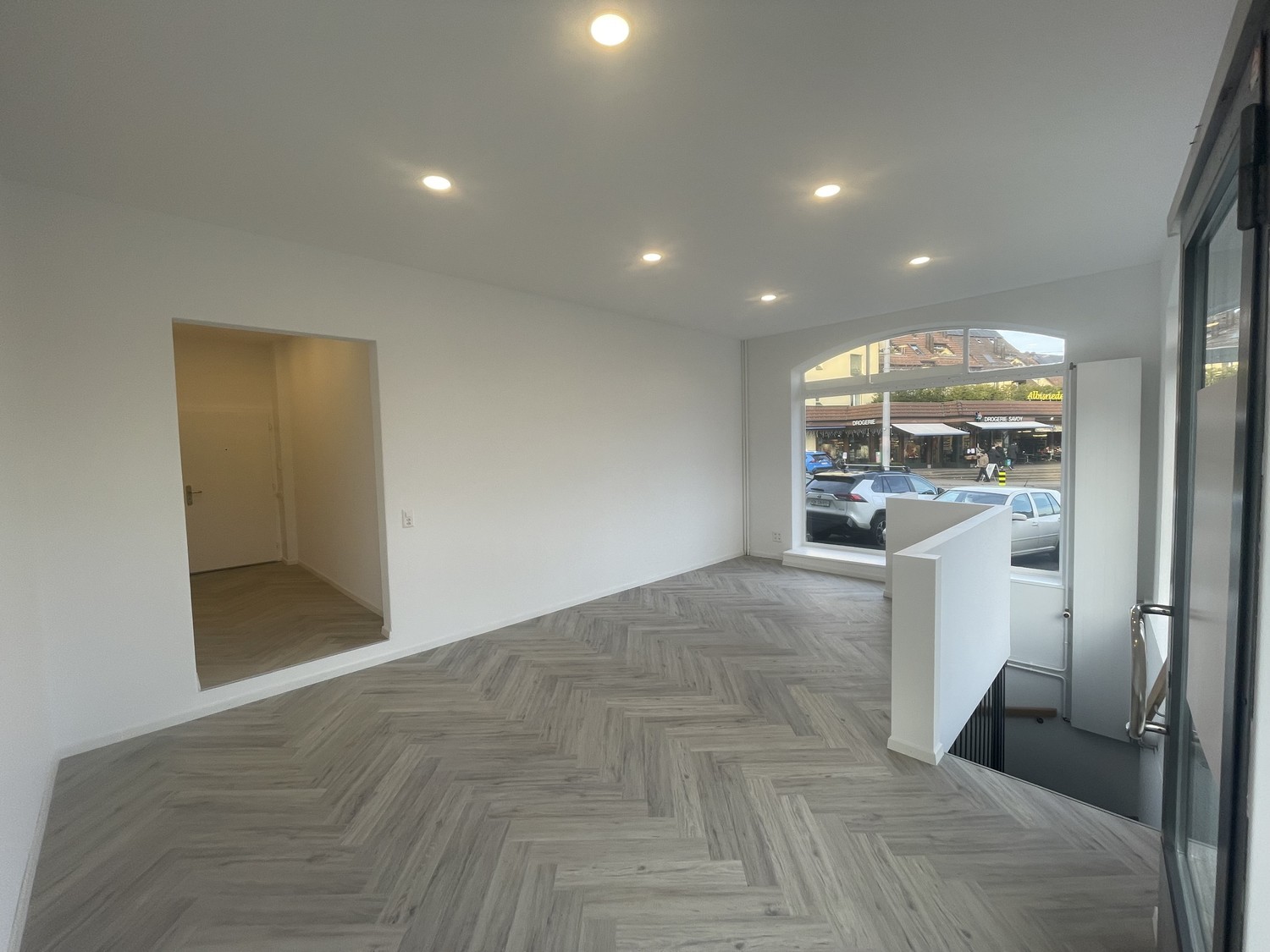 89m² commercial, Foto 1 von 7