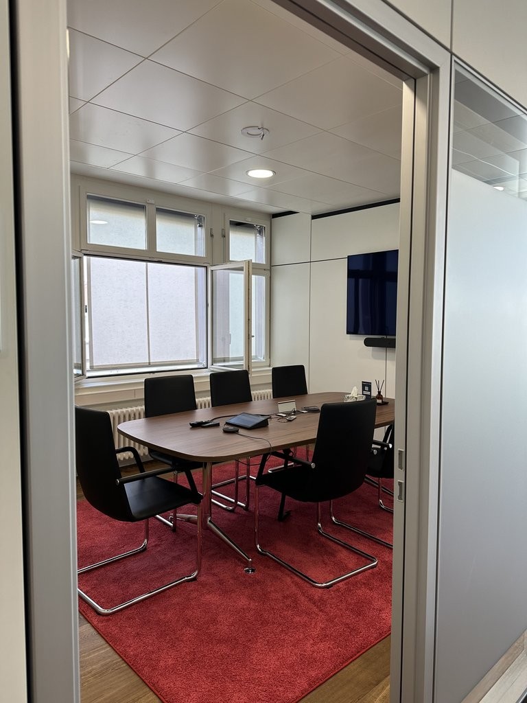 206m² office